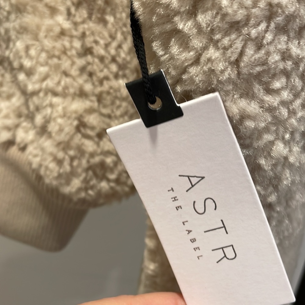Stacy Faux Fur Jacket Ivory - Picture 8 of 11